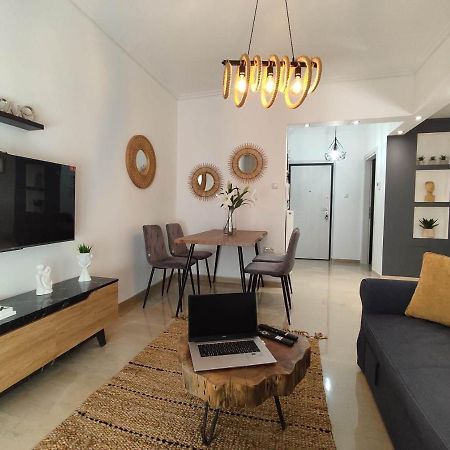 Haris Modern Apt. Near The Sea テッサロニキ エクステリア 写真