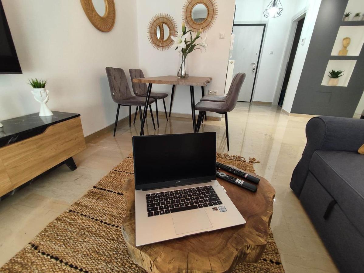 Haris Modern Apt. Near The Sea テッサロニキ エクステリア 写真
